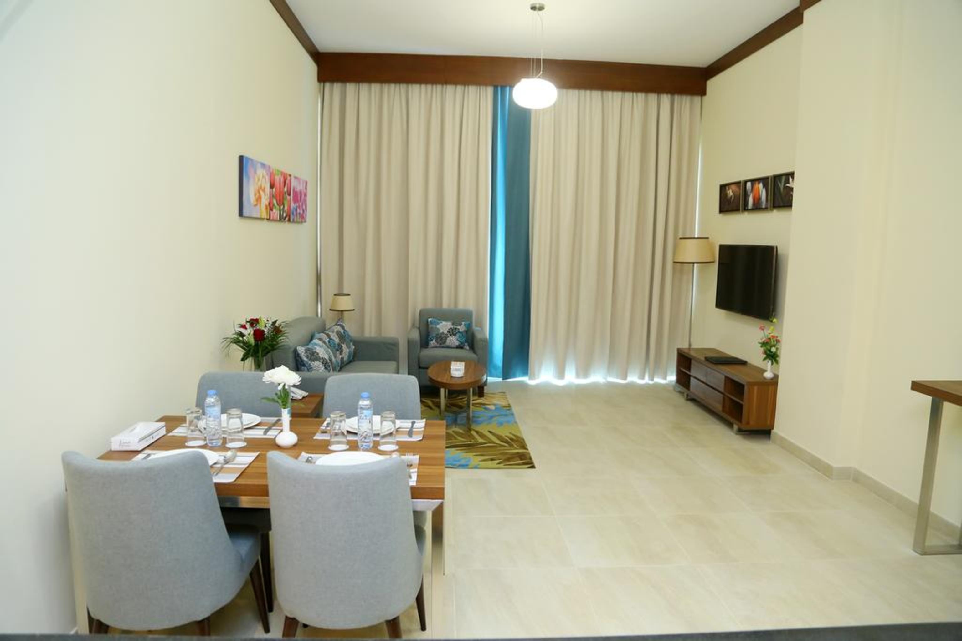 Tulip Al Barsha Hotel Apartment Dubai Exterior photo